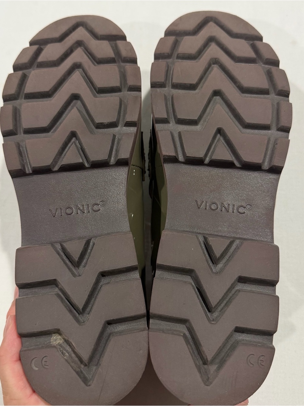 Vionic Cheryl Loafers Olive Green Patent Leather Womens Size 10 Slip On Lug Sole - Picture 7 of 10